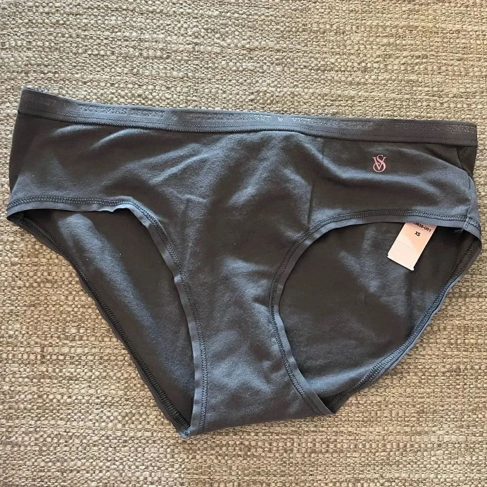Victoria’s Secret NWT hiphugger panties size XS